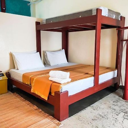 Lexias Hostel And Workspace - Siargao Catangnan Dış mekan fotoğraf